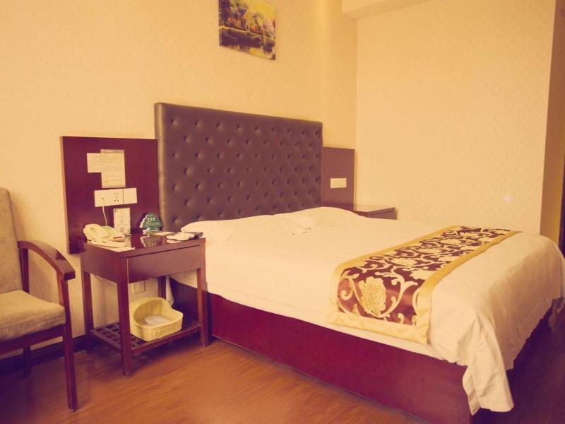 Greentree Inn Shanxi Yan An Luochuan Fuqian Street Express Hotel Экстерьер фото